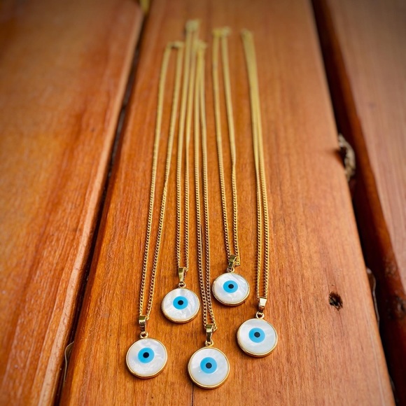 18K Evil Eye Necklace - Picture 3 of 4